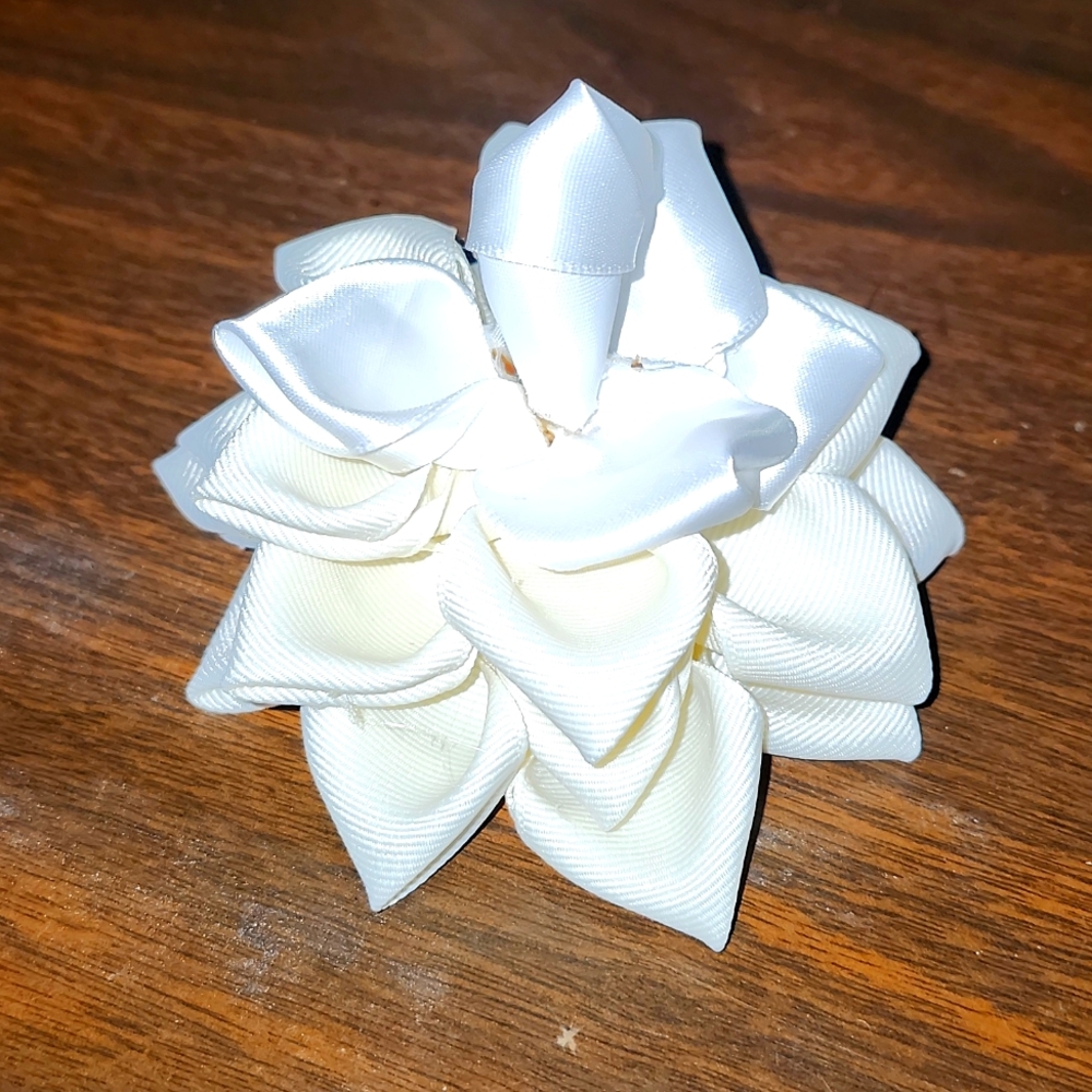 Homemade Ribbon Dahlia - Picture 2 of 2